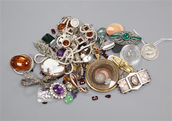 Mixed jewellery including white metal and loose stones, etc.